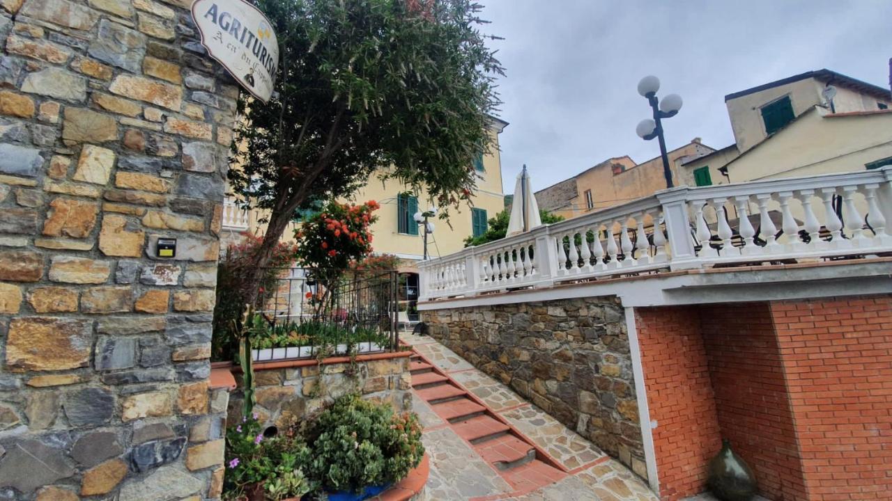Agriturismo A Ca Du Cappellan Villa Imperia Exterior photo